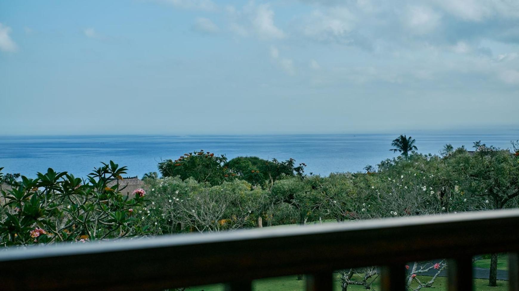 Ayana Bali 5*