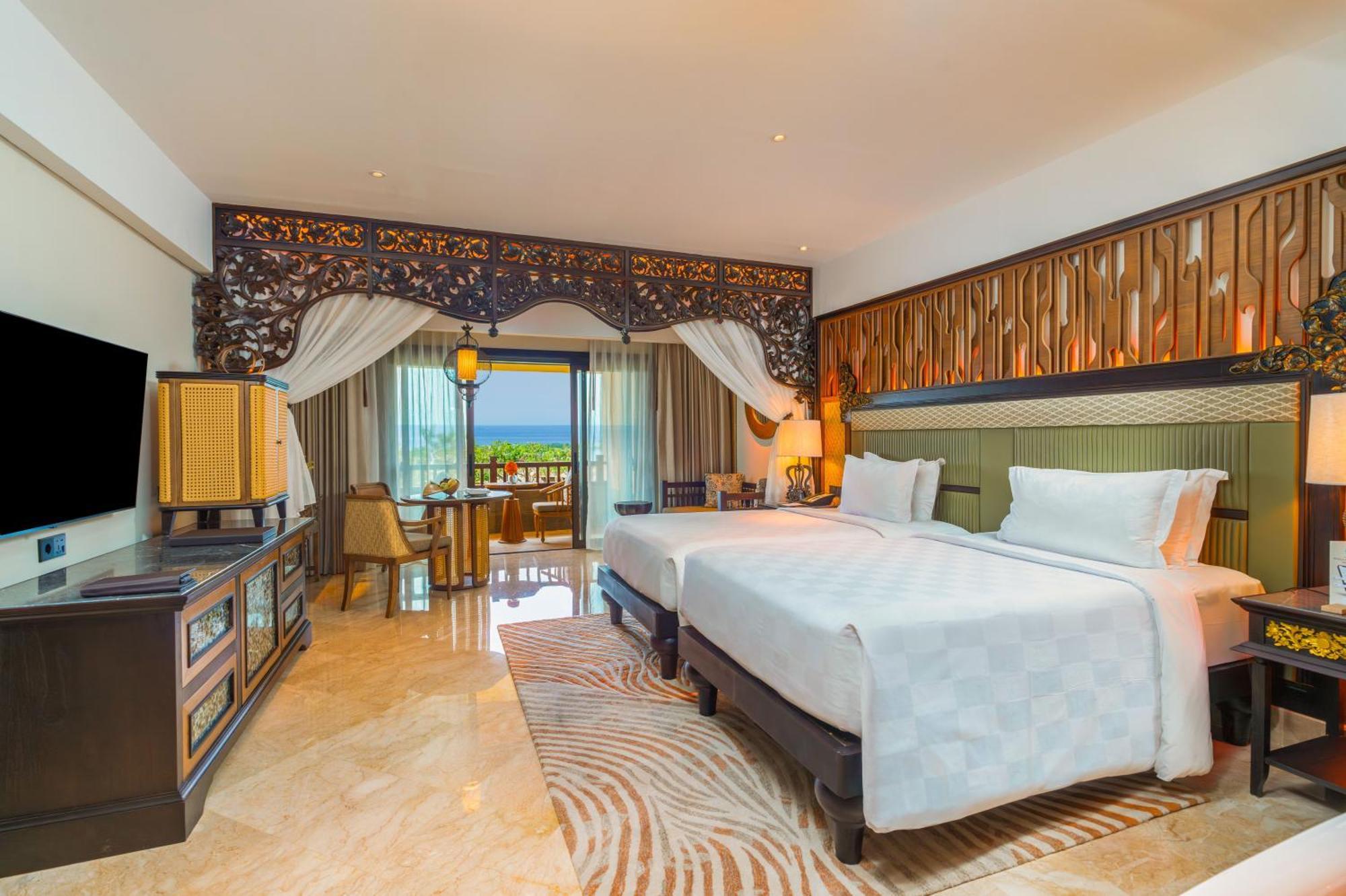 Ayana Bali 5*